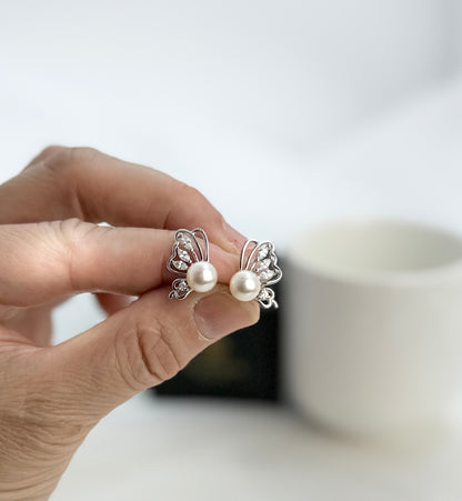 [Promo] Elegant Butterfly Freshwater Pearls (6.5-7mm) Earrings - Nexus8gg Jewellery