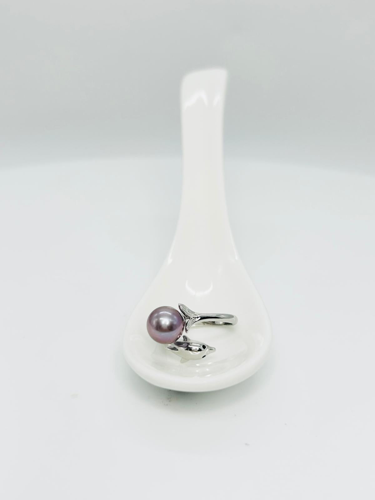 Elegant Freshwater Pearl (9 - 10mm) Dolphin Ring - Nexus8gg Jewellery