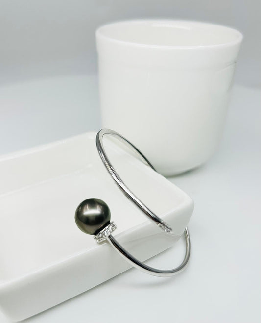 Modern Tahitian Pearl (11-11.5mm) Bangle with CZ - Nexus8gg Jewellery